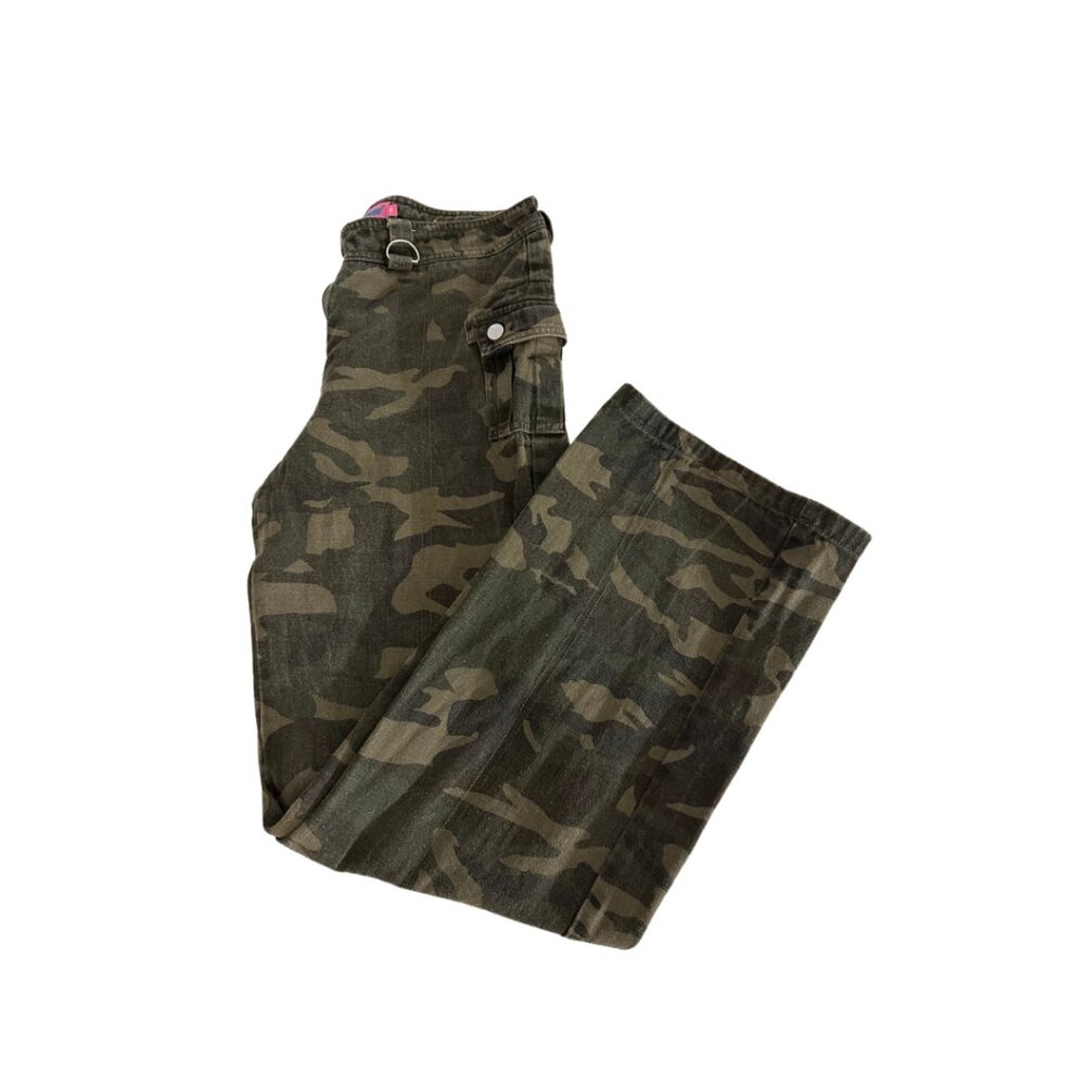 Edikted Low Rise Camo Cargo Pants, Size XS
